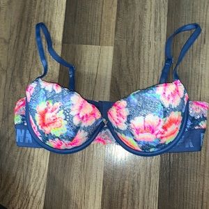 Victoria secret PINK push up bra